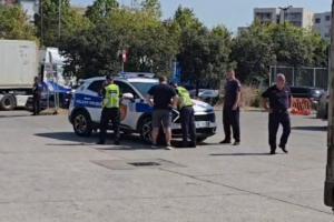 në Portin e Durrësit,