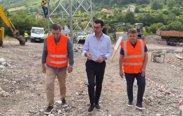 Tre investime energjetike në Alpe, Karakaçi: