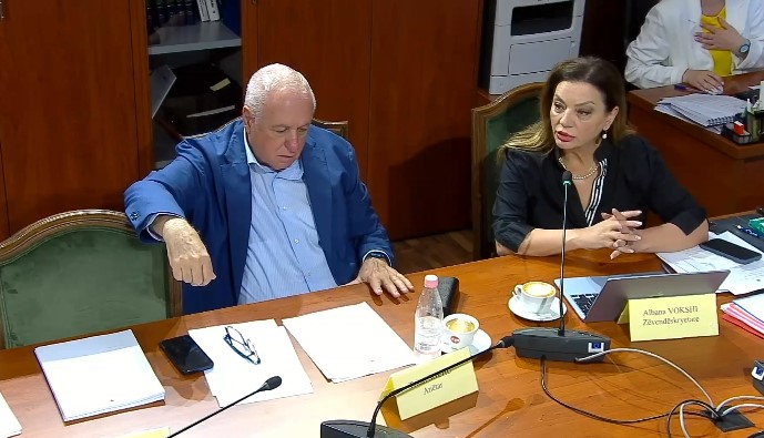 ka mbajtur qëndrimin e saj