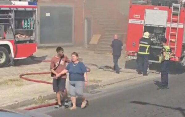 Zjarr i madh në Shkozet të