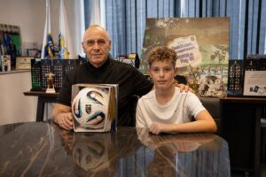 Ademi pret talentin Leonis Elezaj