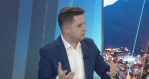 Alimehmeti  Zgjedhjet e parakohshme  zgjidhja e vetme pas protestës