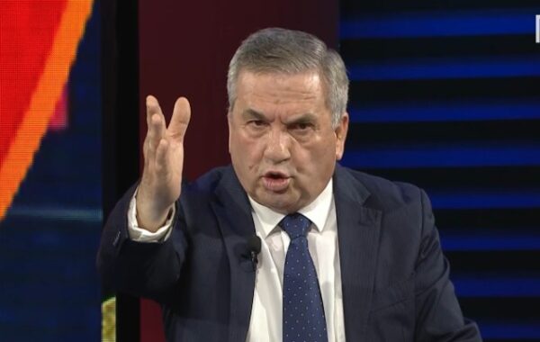 “Koncerti i Kanye West promovoi Shqipërinë”,