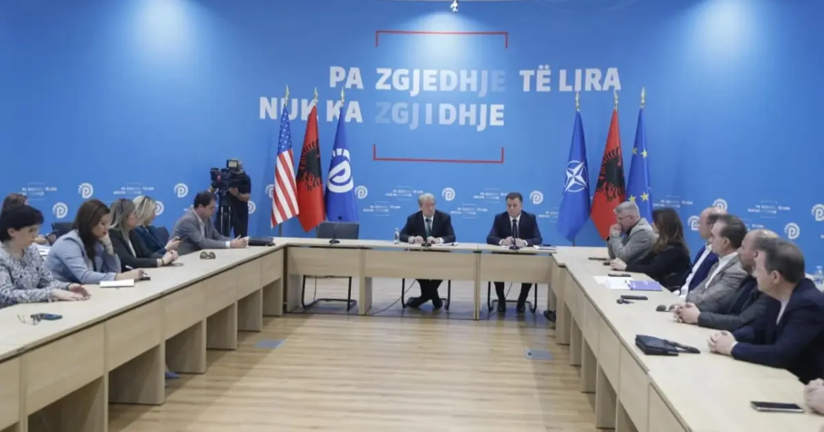 PD rinovon kupolën drejtuese, nesër gara,