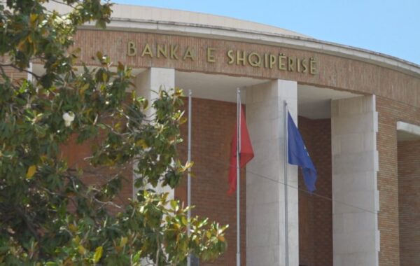 për Bankën e Shqipërisë
