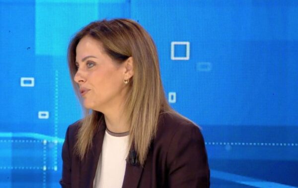 deputetja e PS