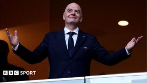 Infantino hap mundësinë për një Kupë Bote me 64 skuadra