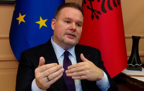 Deri në vitin