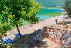 Gonxhja  Lirohen çadrat e vendosura në mënyrë të paligjshme në bregliqenin e Pogradecit