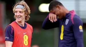 I zuri vendin te Barcelona  Gordon tregon anën tjetër të Rashford  Ai është keqkuptuar