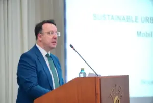 Nikolloski  Rruga Tetovë Prizren dhe autostrada Shkup Bllacë në fokus të projekteve infrastrukturore