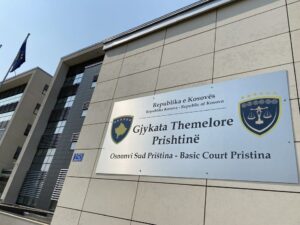 Dalin para gjykatës dy serbët e arrestuar si të dyshuar për varrezën masive në Zubin Potok
