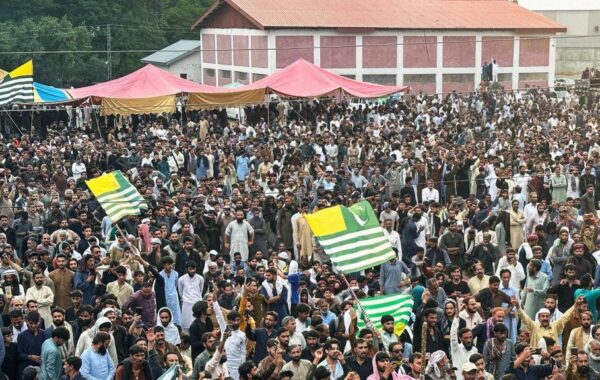 nga Pakistani,