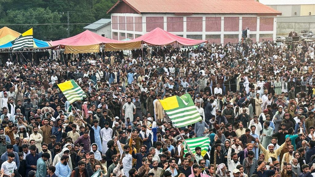 nga Pakistani,