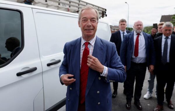 Farage përballet me