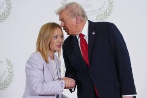 FOKUS – Përballë kritikave dhe presionit