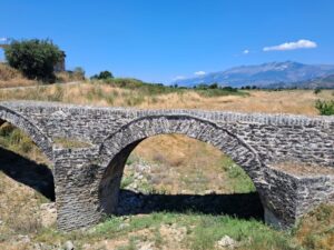 Urat e Haskovës dhe Glinës  atraksione të trashëgimisë kulturore pranë Gjirokastrës