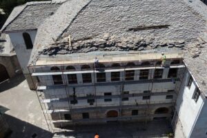 restaurimi i godinës së Mitropolisë