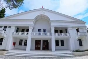 hapësirë moderne për zhvillimin e