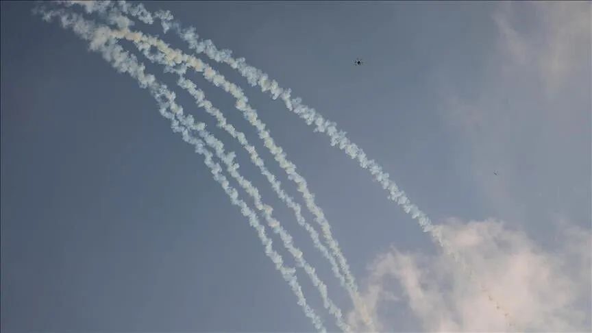 tetë raketa iraniane gjatë natës