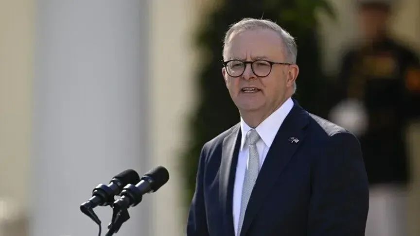 FOKUS – Albanese: Inteligjenca Artificiale nuk
