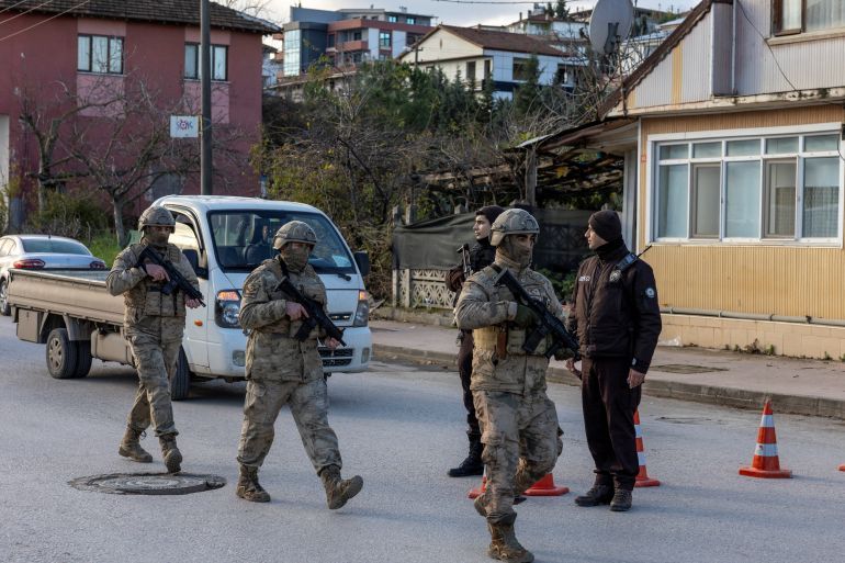 për lidhje me Shtetin Islamik