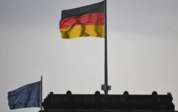 BERLIN – Gjermania miraton projektin franko-rus