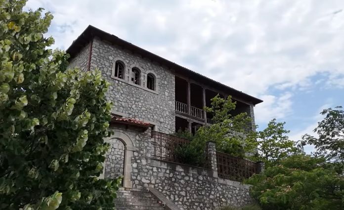 Muzeu i Drishtit në