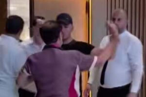 VIDEO / Kuvendarët e protestës nxjerrin