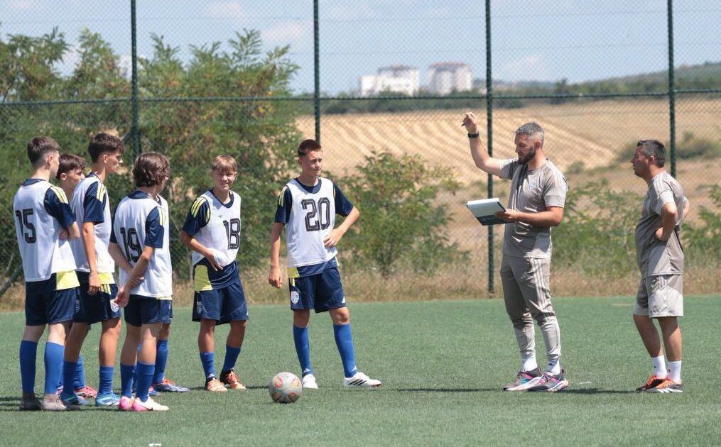Ilir Nallbani pas kampit U15 me