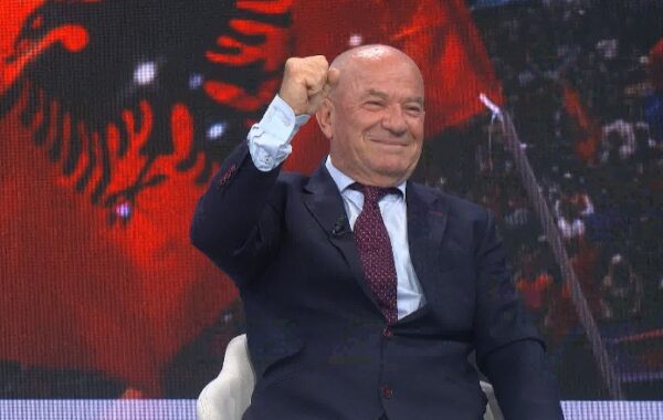 Meçe: Protesta ka marrë nuanca tërësisht