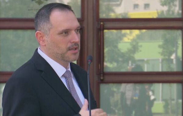 nuk duhet të ketë kah
