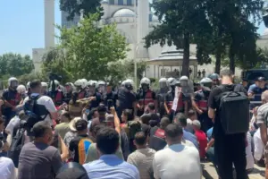 Kufiri i hollë mes arrogancës dhe