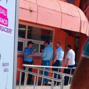 Ndalimi i tre zyrtarëve në Qafë Thanë  VLEN kërkon përgjigje zyrtare nga Shqipëria