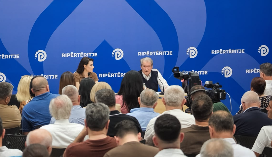 Protesta 46-ditore, Berisha thirrje demokratëve: Vijoni