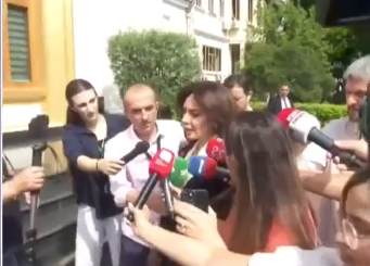 Duhet të merremi me