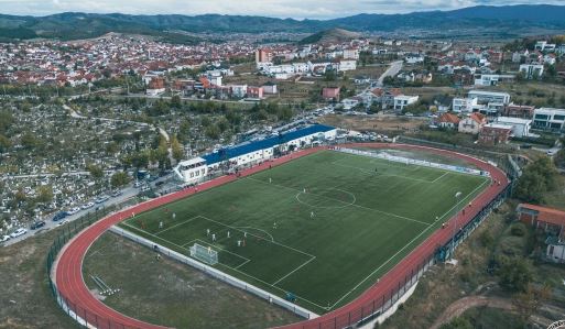 Stadiumi me bari sintetik në Gjilan