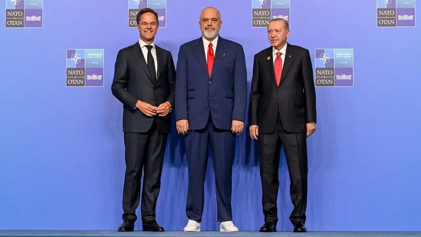 NATO-s në Tiranë