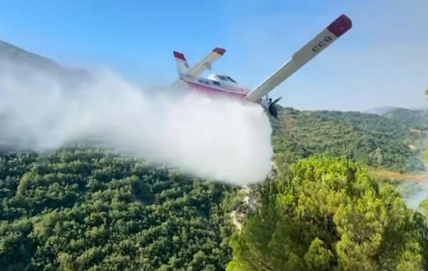 Tre avionët