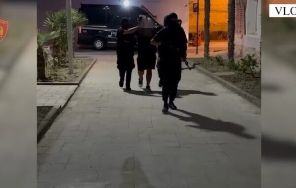 në Vlorë dhe