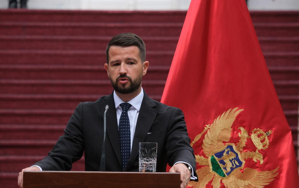 DUHET TË DIJË