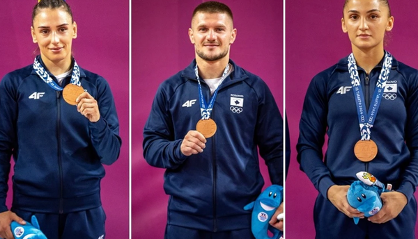 tri medalje të bronzta