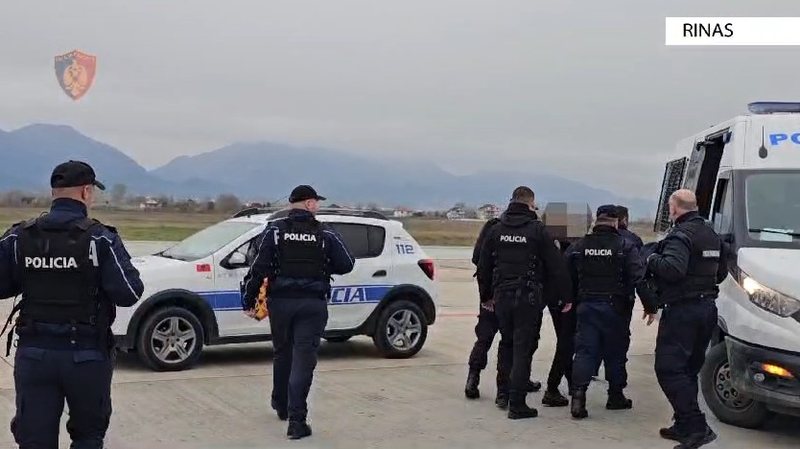 e kishte dënuar me