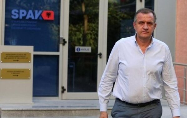 Kam qëndruar padrejtësisht