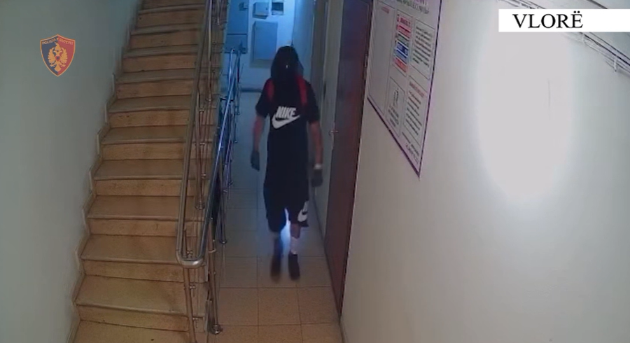 Tentoi t’i digjte të gjallë motër