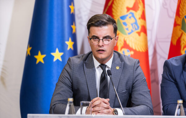 E ZJARREVE