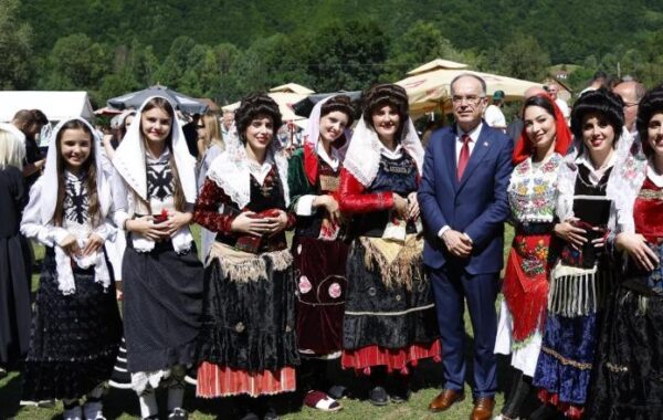Presidenti Begaj