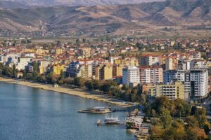 dhe ushqimi tradicional