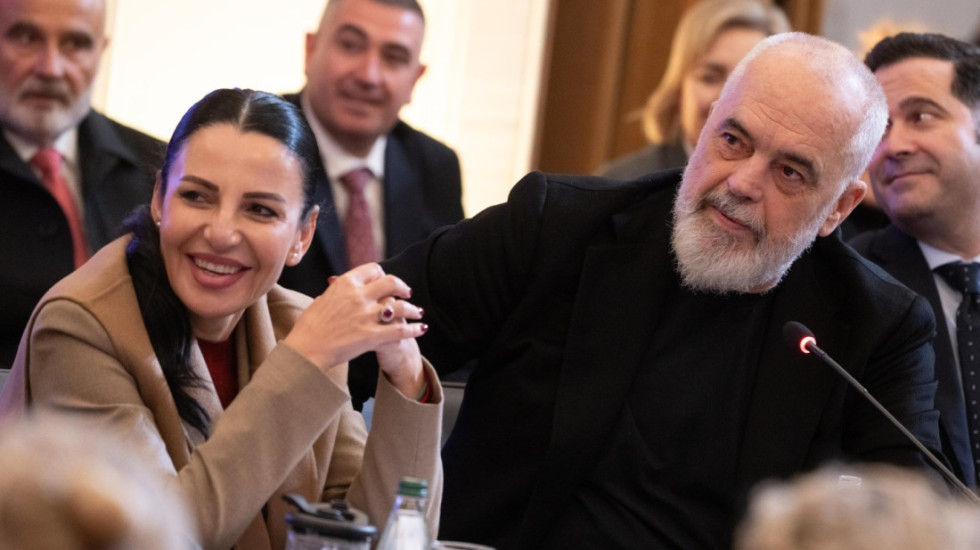 shkrirja e bashkive