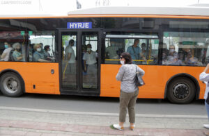Nga 1 shtatori reduktohet qarkullimi i autobusëve urbanë në Tiranë